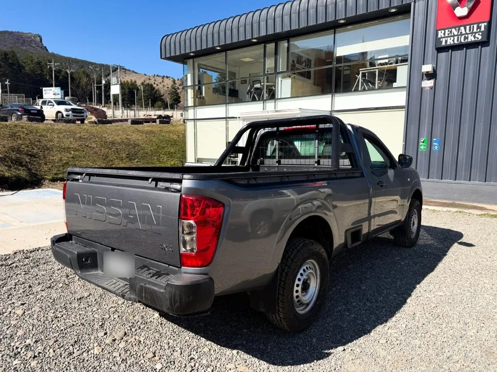 Nissan Navara Navara Cs 4x4 2.3tdi año 2023