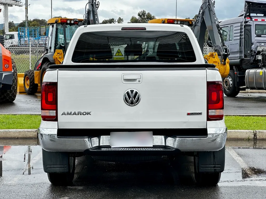 Volkswagen Amarok Amarok Highline Dc 2.0 4x4 At año 2023