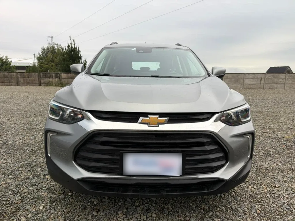 Chevrolet Tracker 1.2t Ltz R 4x2 At 5p año 2025