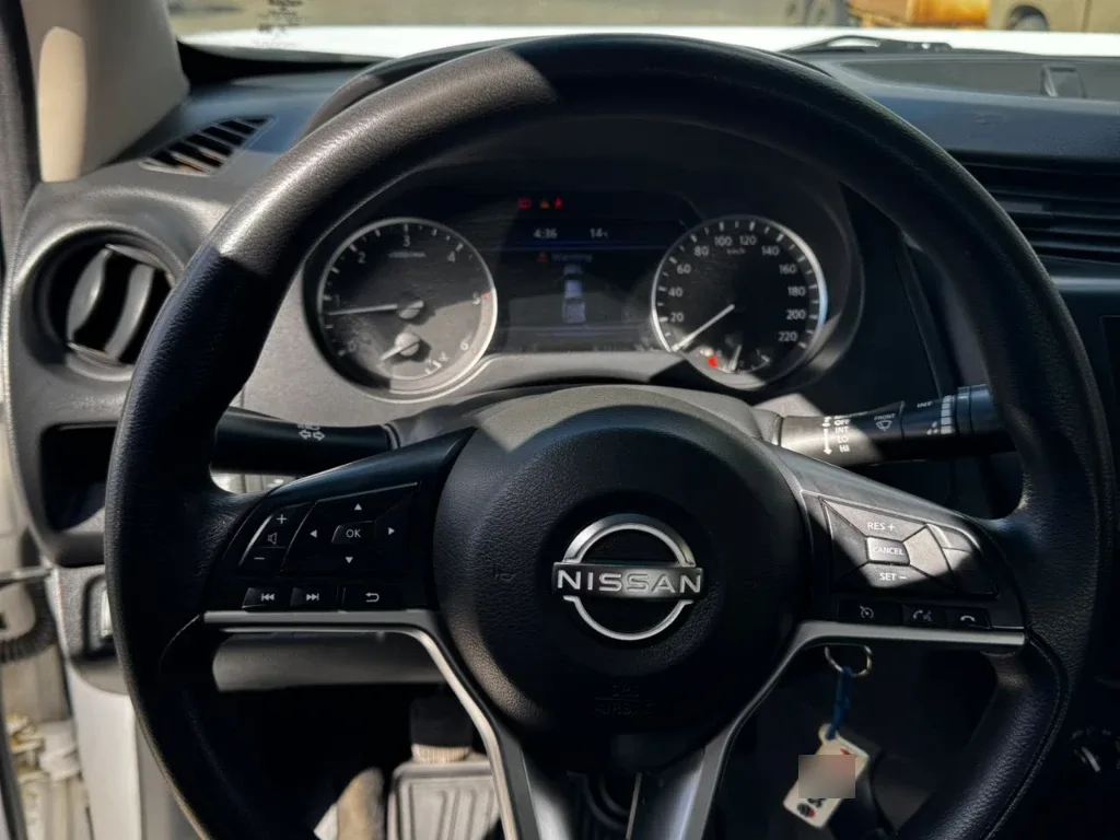 Nissan Navara Dc 4x4 2.3 Tdi Se año 2023