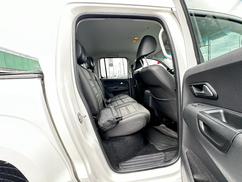 Volkswagen Amarok Amarok Highline Dc 2.0 4x4 At año 2023