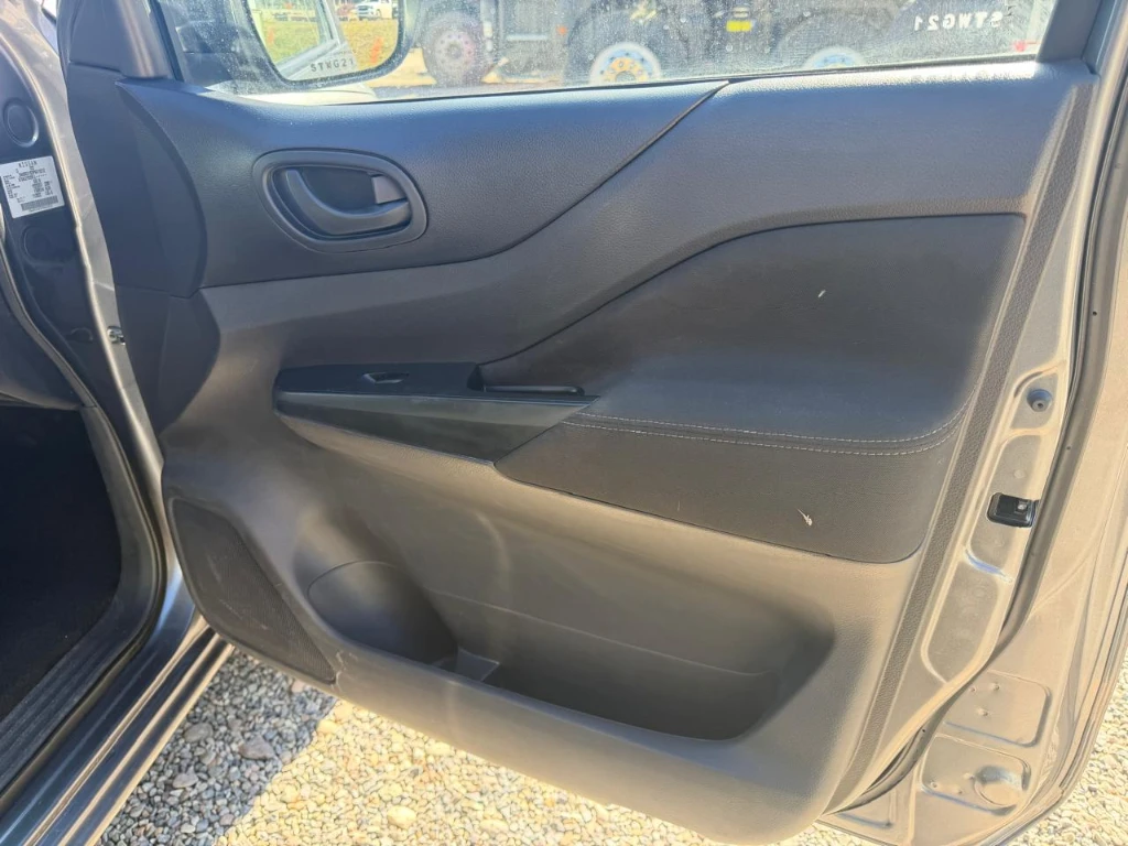 Nissan Navara Navara Cs 4x4 2.3tdi año 2023