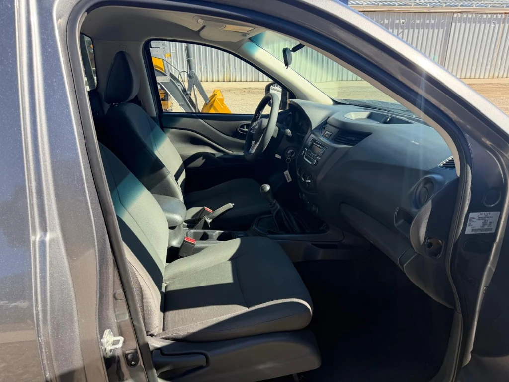 Nissan Navara Navara Cs 4x4 2.3tdi año 2023