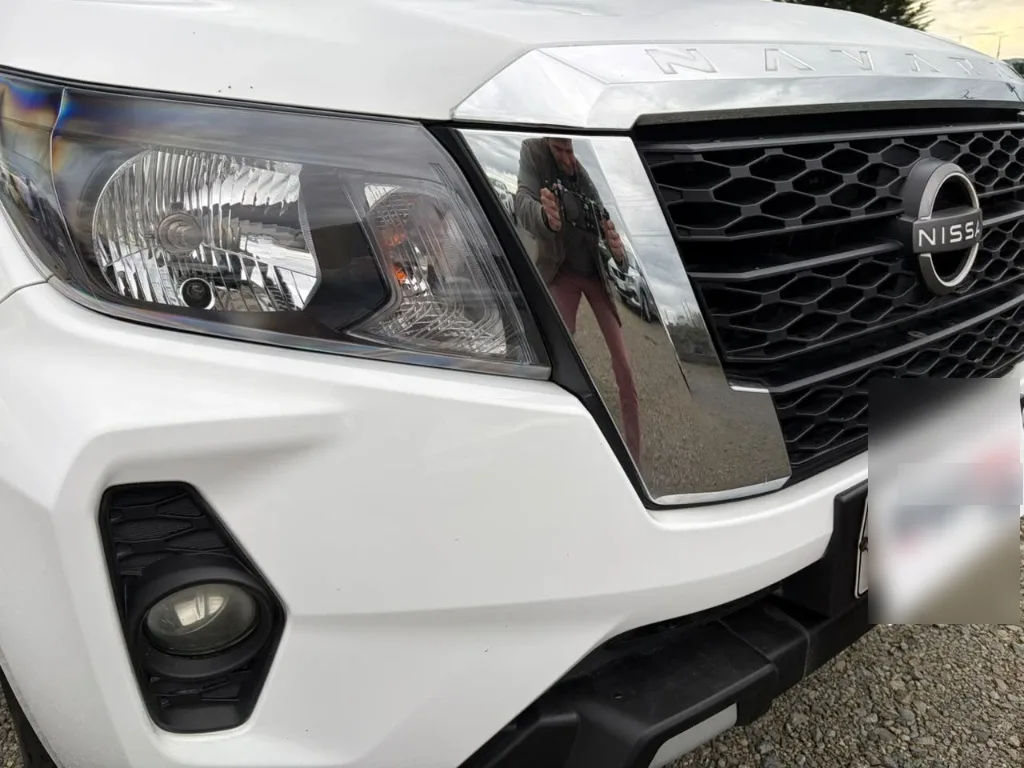 Nissan Navara D Cab Mt 4x4 2.3 año 2023