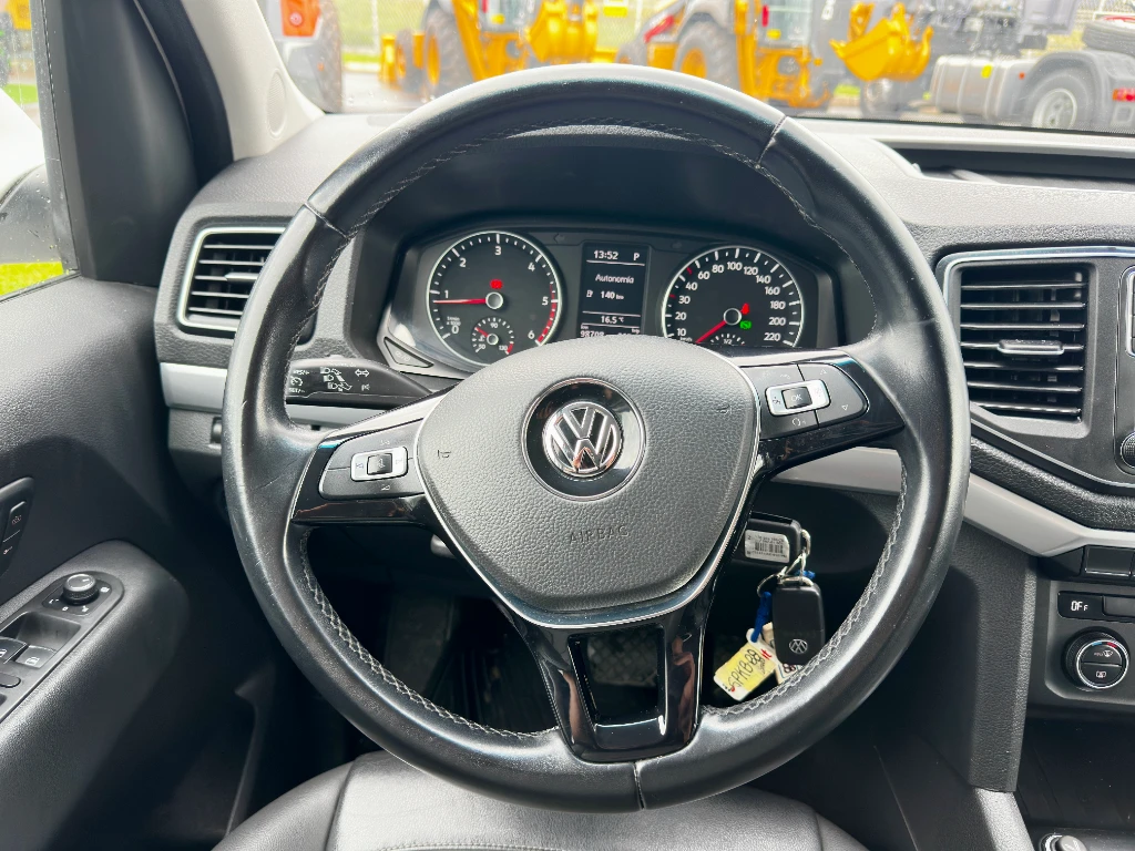 Volkswagen Amarok Amarok Highline Dc 2.0 4x4 At año 2023