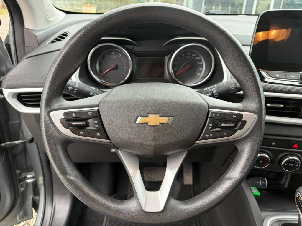 Chevrolet Tracker 1.2t Ltz R 4x2 At 5p año 2025
