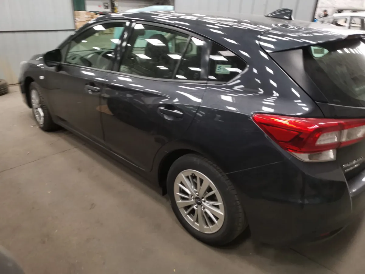 SUBARU IMPREZA 2.0 Gen Cvt Ltdnav At 4x4 año 2017