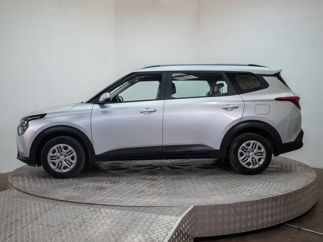 Kia Carens Carens 1.5 Lx 7p Mt año 2023