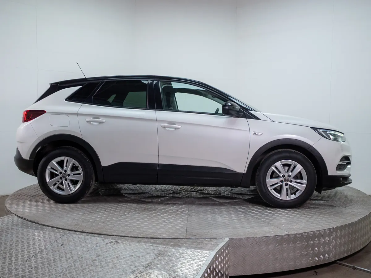Opel Grandland 1.2 X Editiont Mt año 2022