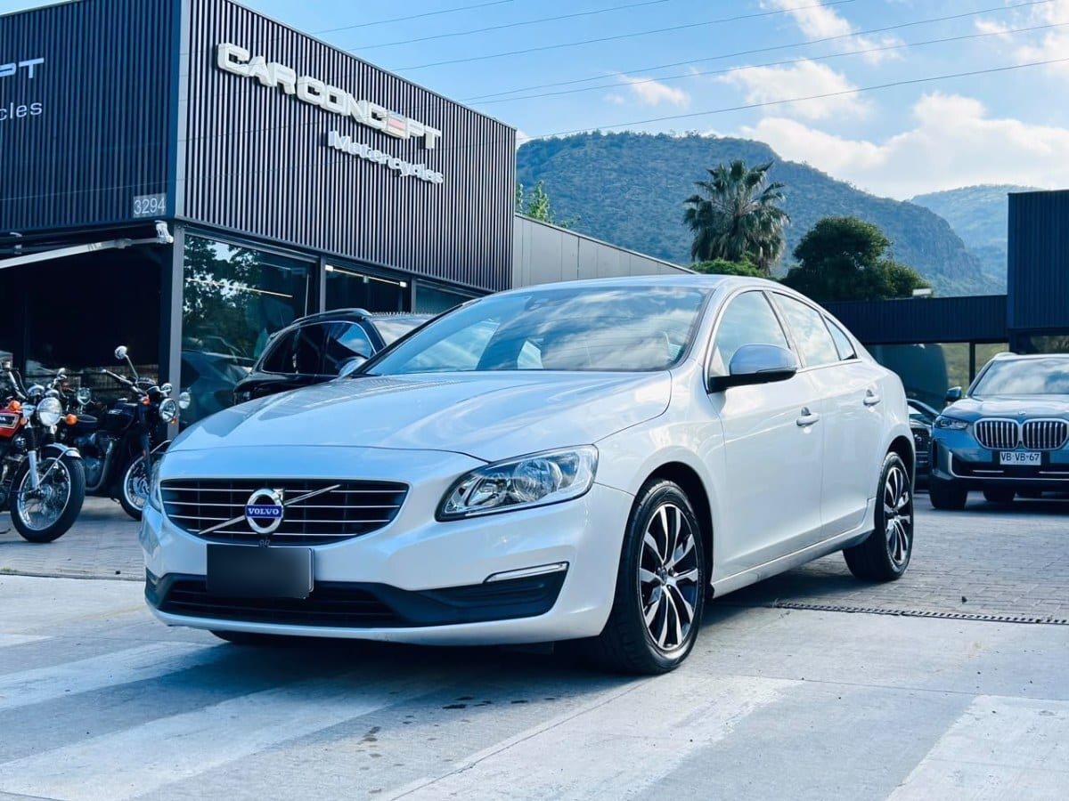 Volvo S60 D2 At Diesel año 2019