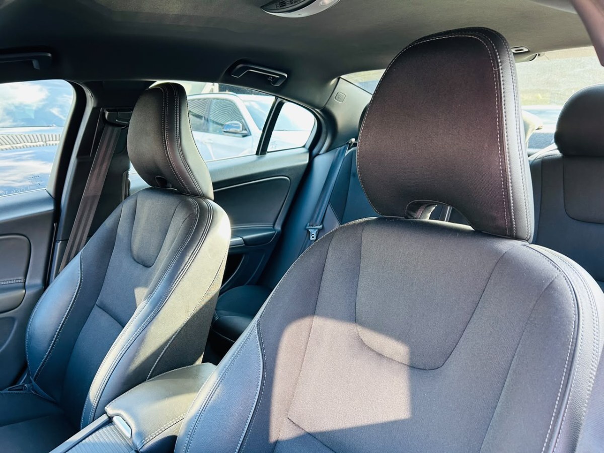 Volvo S60 D2 At Diesel año 2019