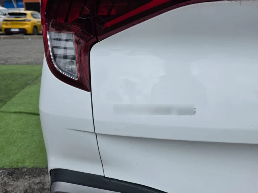 Kia Carens Ex 1.4 Aut año 2022