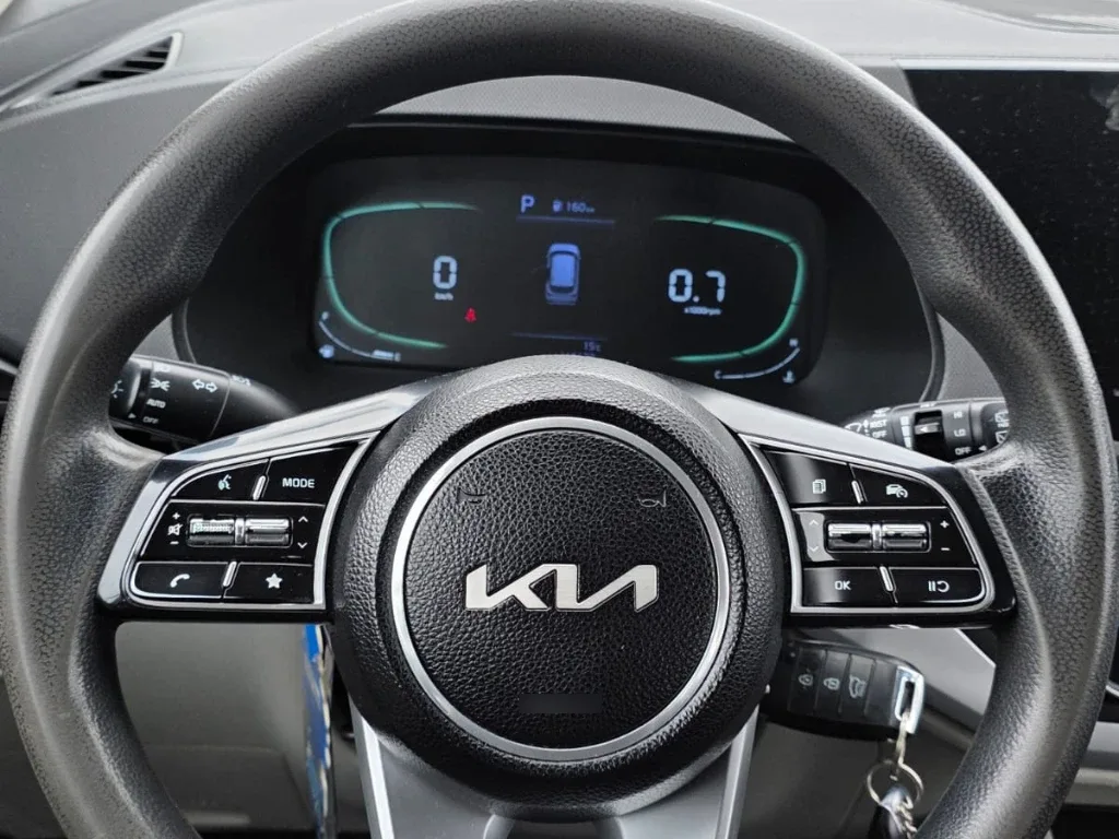 Kia Carens Ex 1.4 Aut año 2022