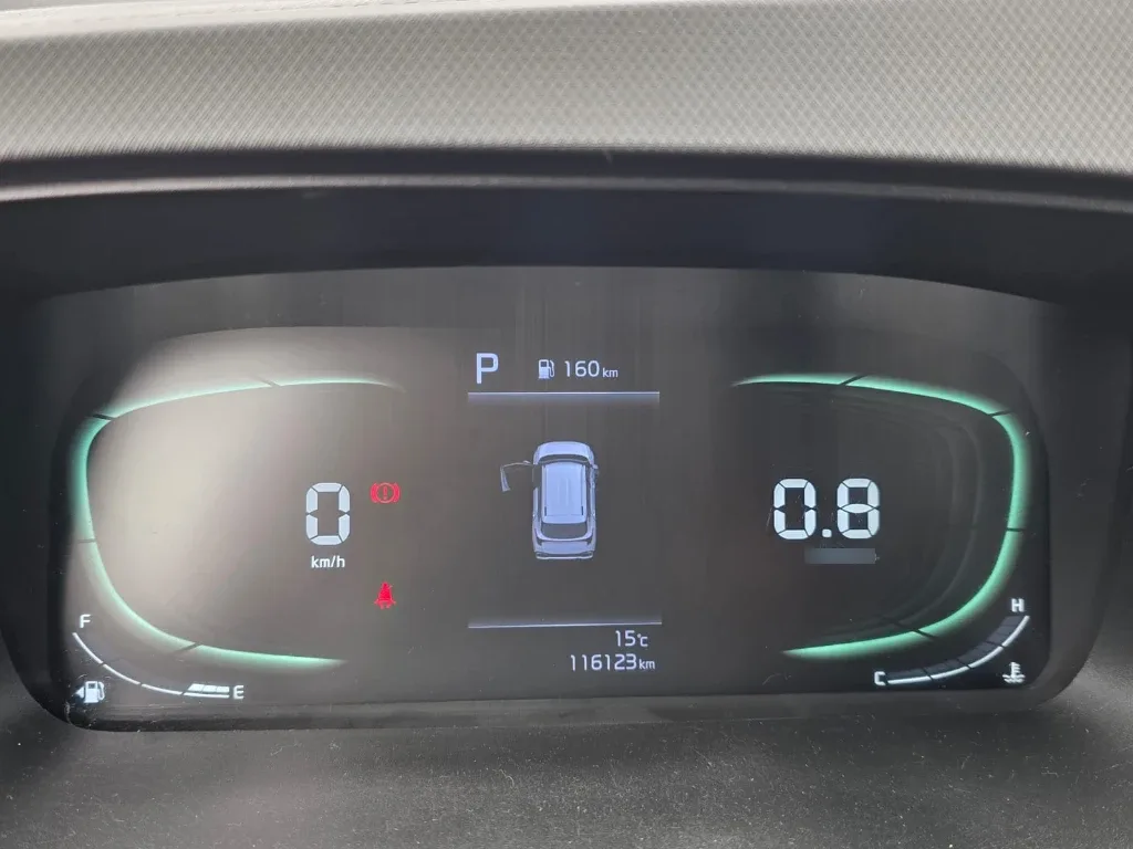 Kia Carens Ex 1.4 Aut año 2022