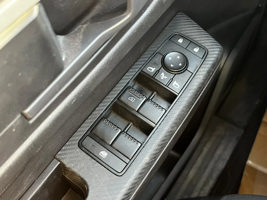 Mitsubishi L200 Katana D/c 2.4 Tdi Mt Xrt 4x4 año 2023