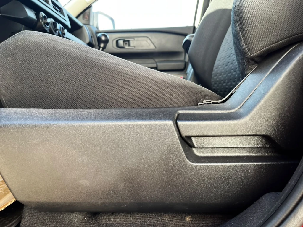 Mitsubishi L200 Katana D/c 2.4 Tdi Mt Xrt 4x4 año 2023