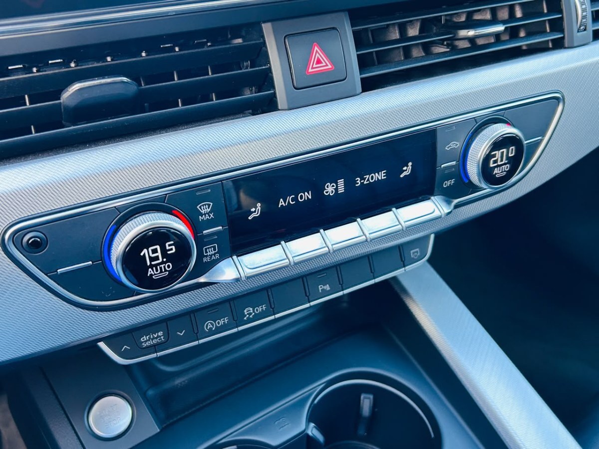 Audi A4 35 Tfsi 2.0t S Line año 2022
