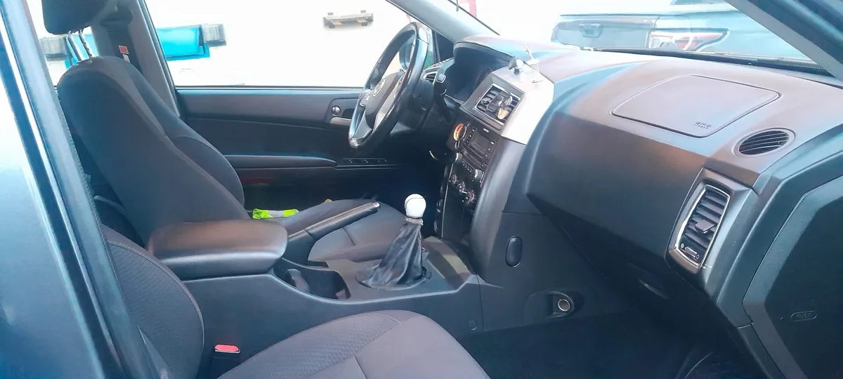 SSANGYONG ACTYON SPORTS 2.2 Semi Full-611 Mt Diesel año 2018