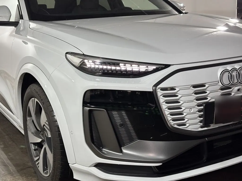 Audi Q6 E-Tron 50 Sport año 2026