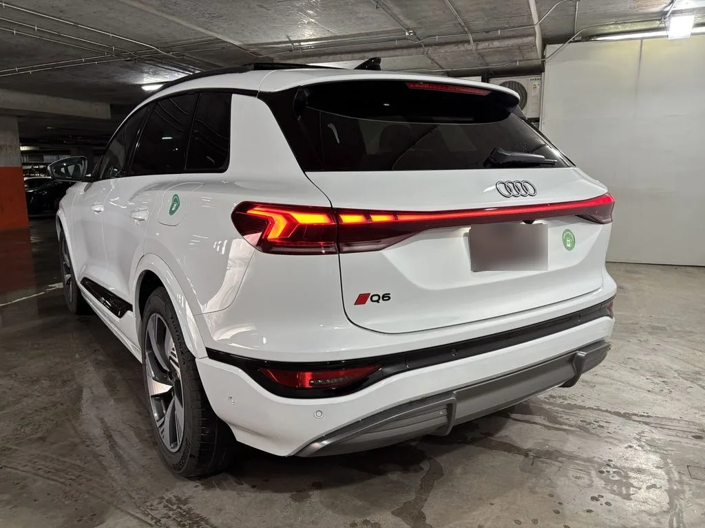 Audi Q6 E-Tron 50 Sport año 2026