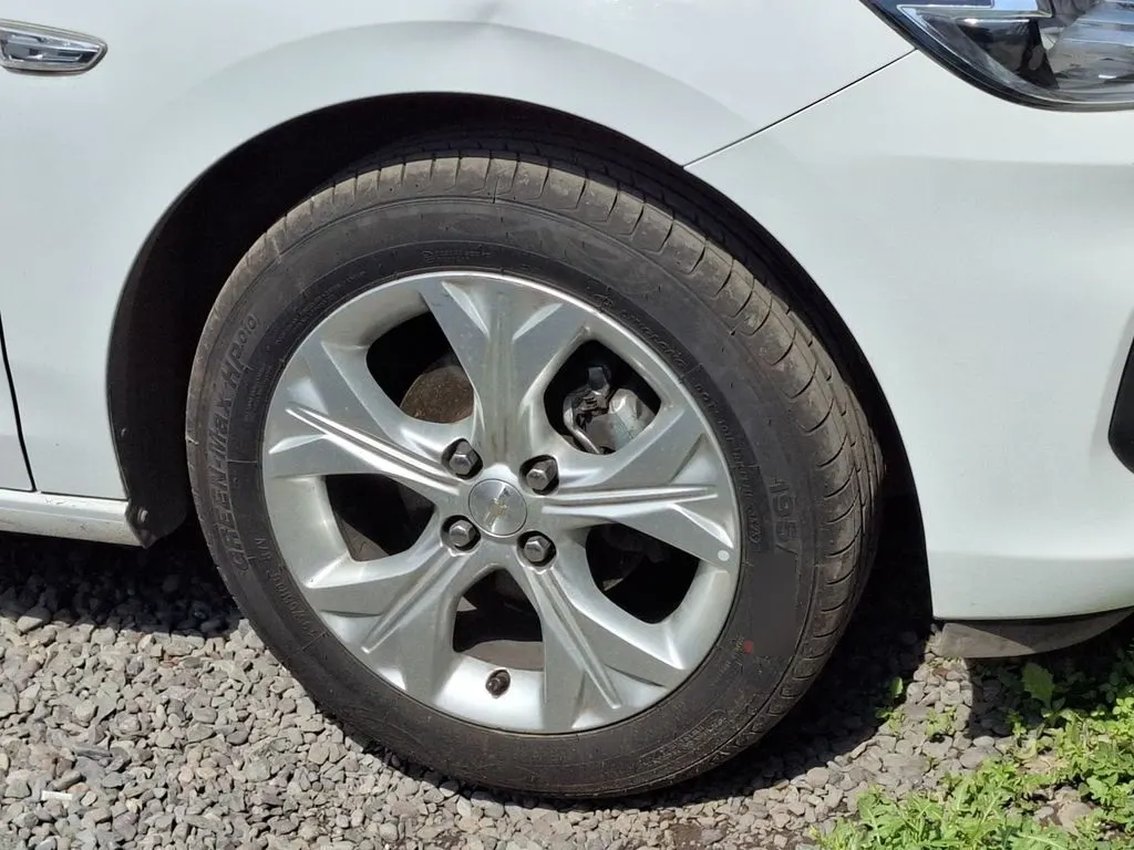 Chevrolet Onix Nb Ltz 1.0 año 2024