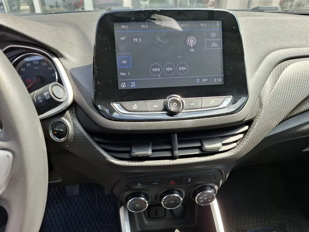 Chevrolet Onix Nb Ltz 1.0 año 2024