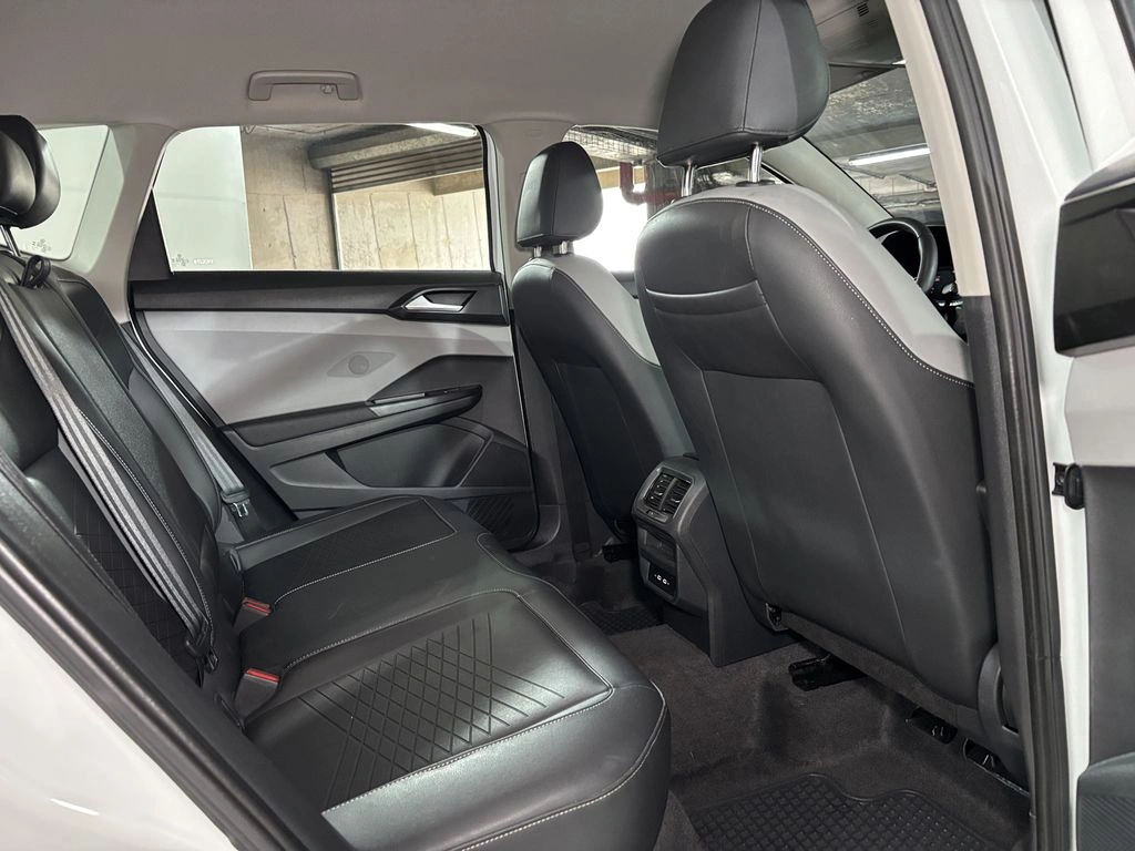 Volkswagen Taos 1.4 Tsi At Comfortline año 2026