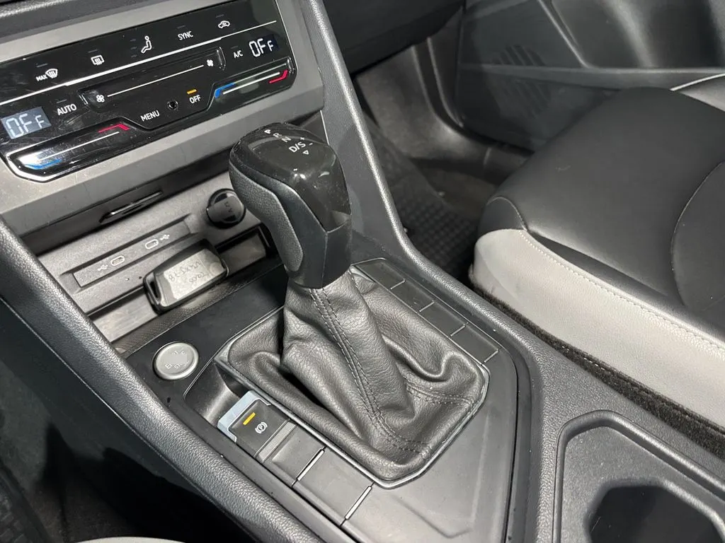 Volkswagen Taos 1.4 Tsi At Comfortline año 2026