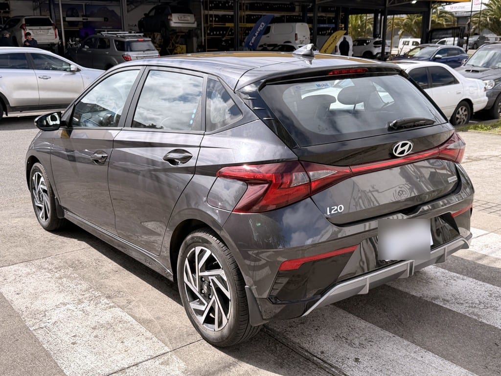 Hyundai I20 1.4 Plus Fl Bi3 año 2025