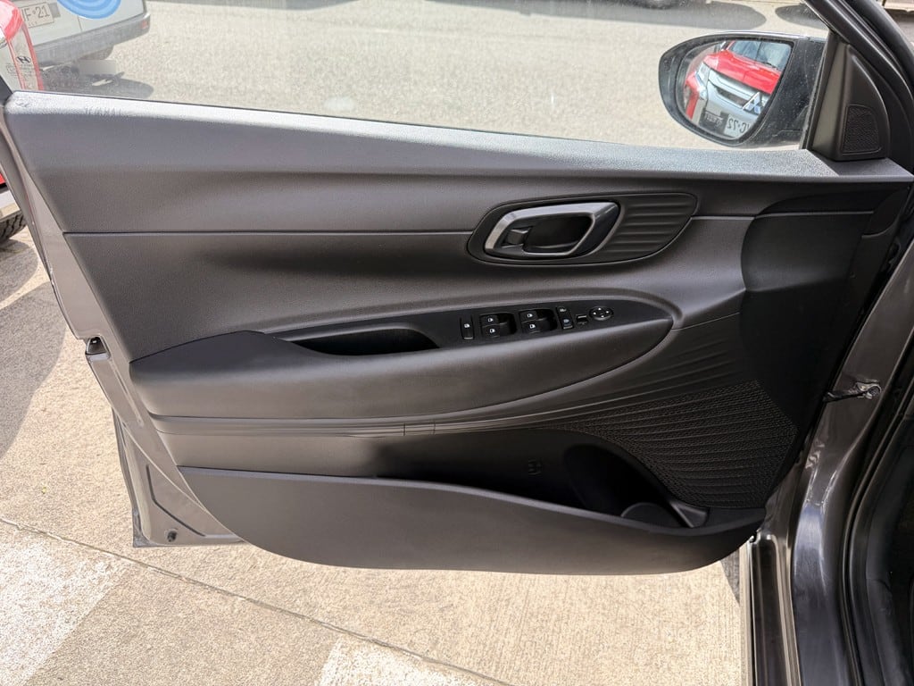 Hyundai I20 1.4 Plus Fl Bi3 año 2025