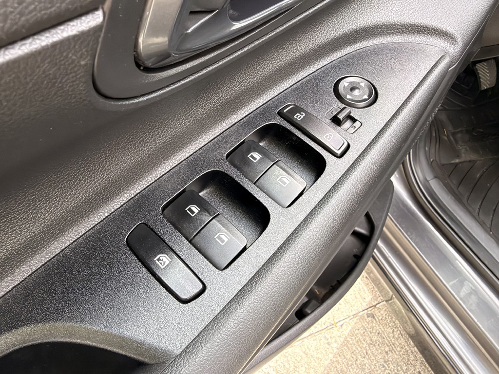Hyundai I20 1.4 Plus Fl Bi3 año 2025
