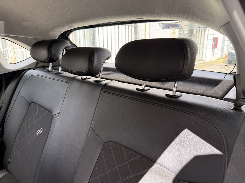 Hyundai I20 1.4 Plus Fl Bi3 año 2025