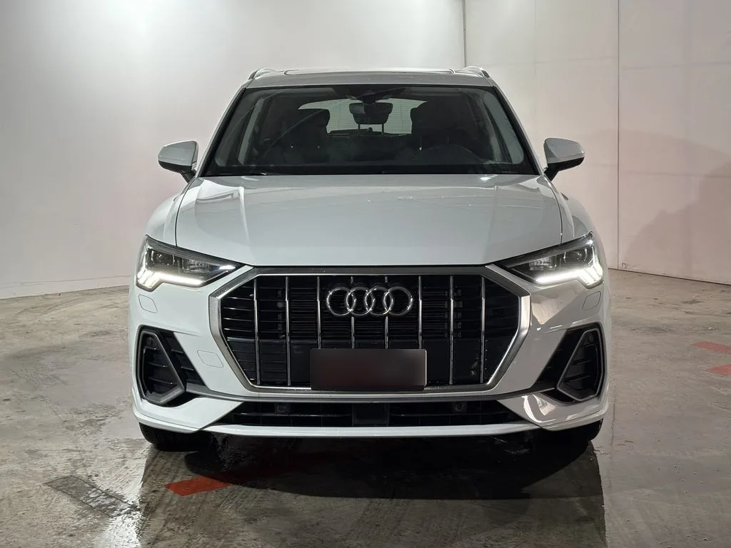 Audi Q3 35 Tfsi 1.4 Aut S-Line año 2024