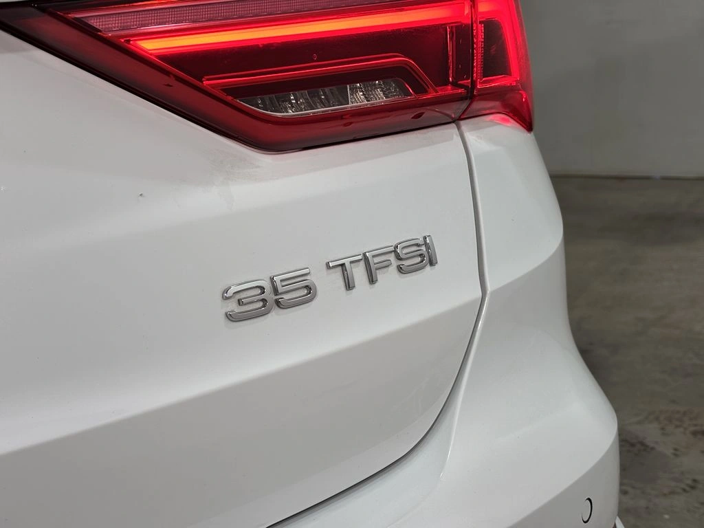 Audi Q3 35 Tfsi 1.4 Aut S-Line año 2024