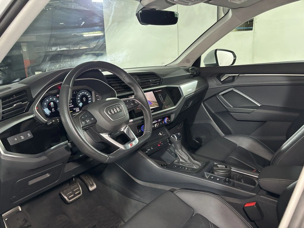 Audi Q3 35 Tfsi 1.4 Aut S-Line año 2024