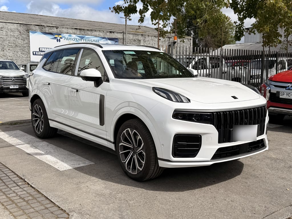 Lynk&Co 09 Halo año 2027