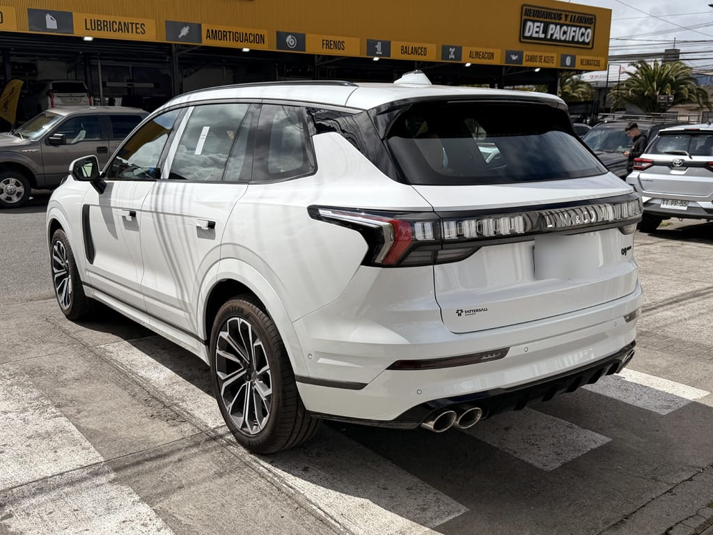 Lynk&Co 09 Halo año 2027