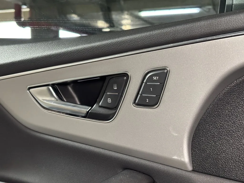 Audi Q8 55 Tfsi 4x4 3.0 Aut año 2021