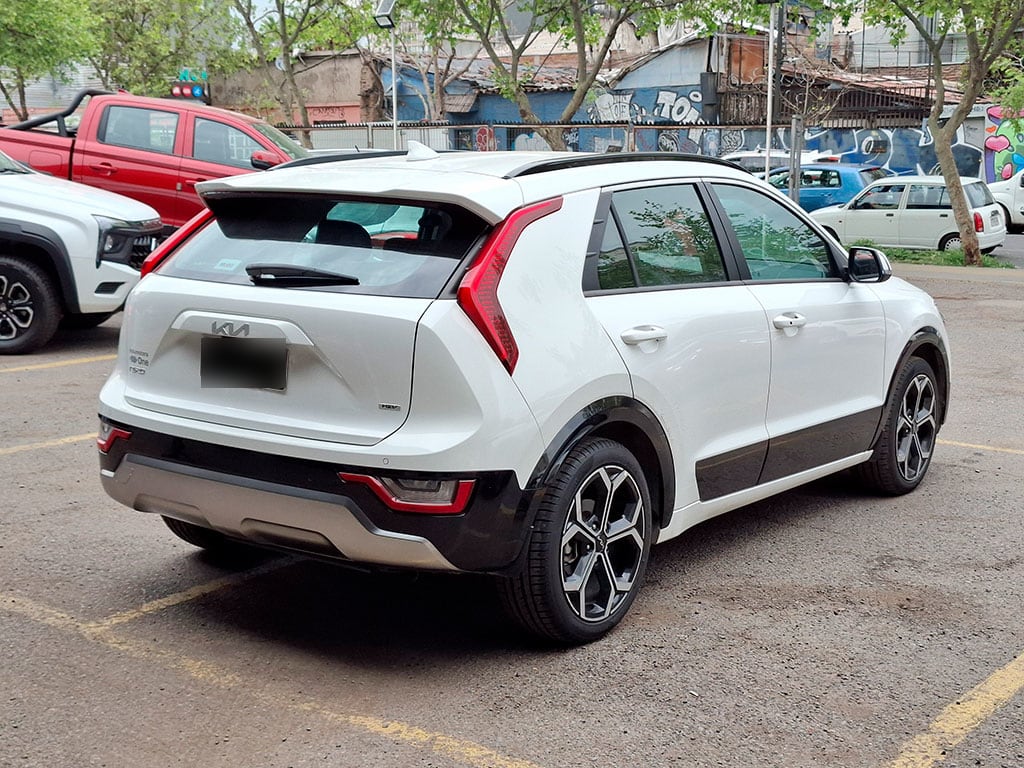 Kia Niro Hev Ex 1.6l 6dct Gdi Full año 2023