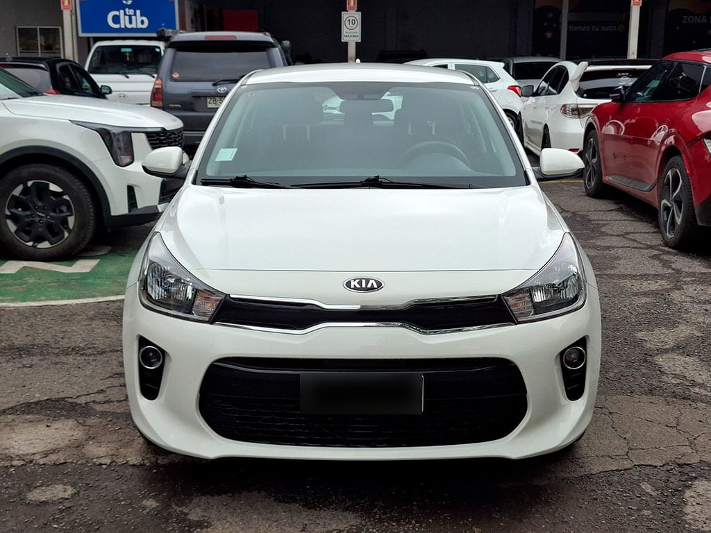 Kia Rio 5 Ex 1.6l 6mt Full año 2021