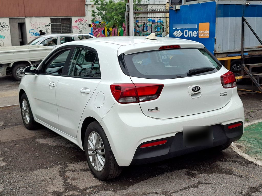 Kia Rio 5 Ex 1.6l 6mt Full año 2021