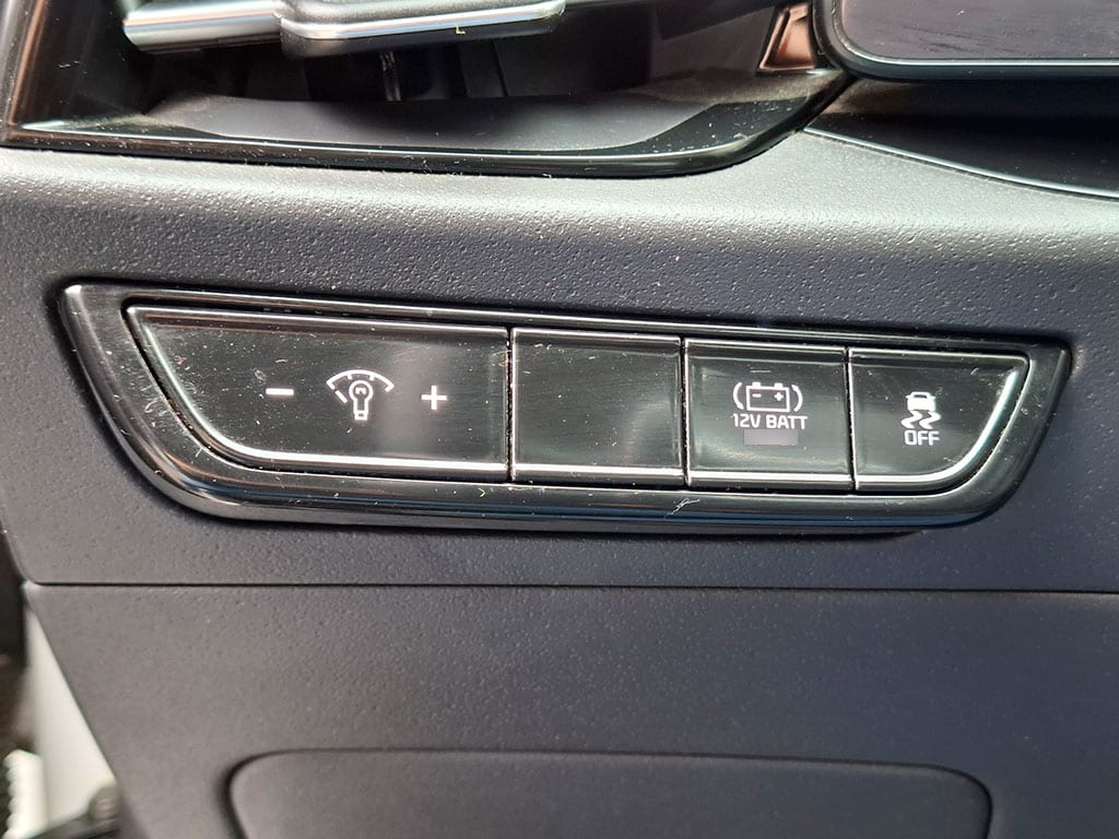 Kia Niro Hev Ex 1.6l 6dct Gdi Full año 2023