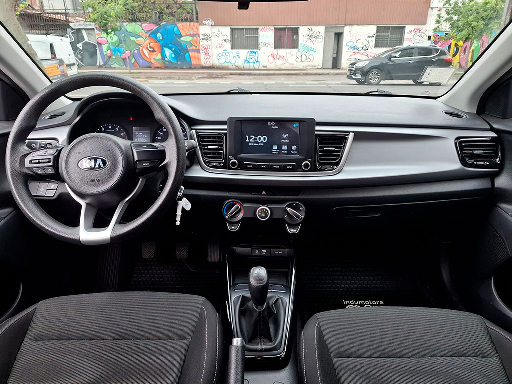 Kia Rio 5 Ex 1.6l 6mt Full año 2021