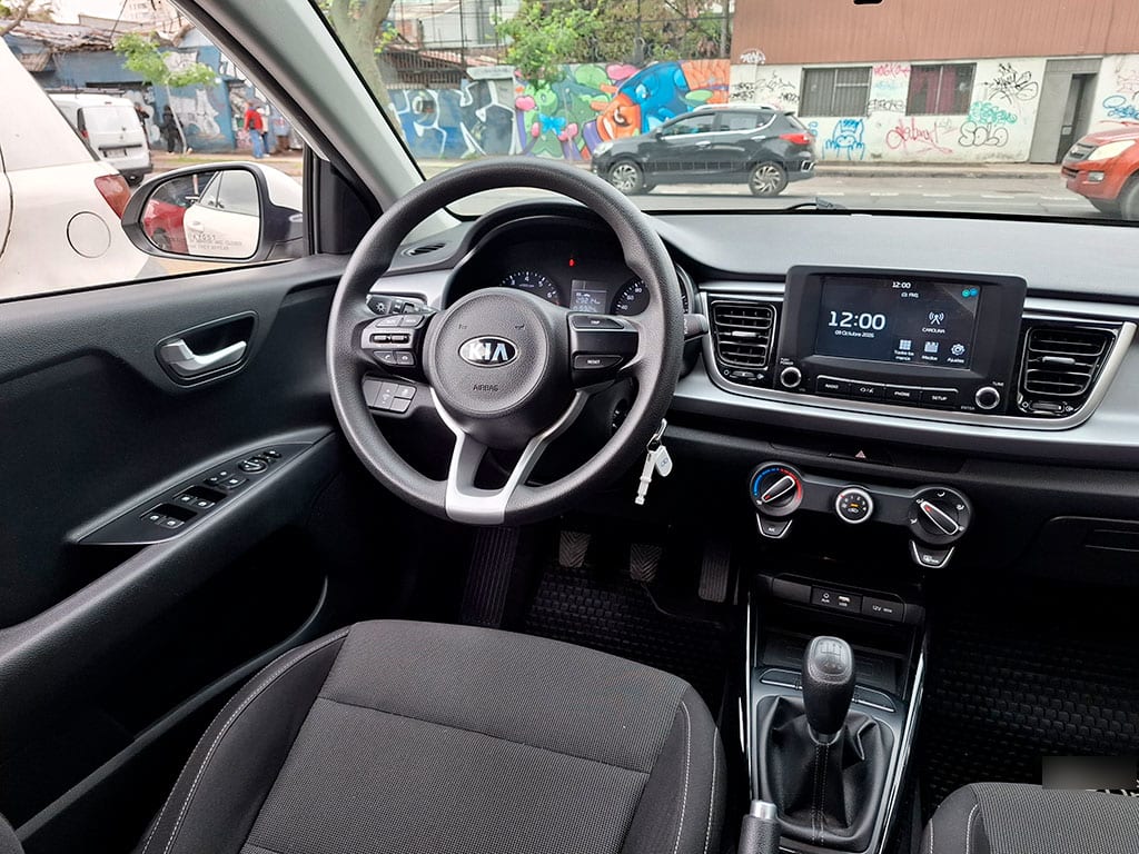 Kia Rio 5 Ex 1.6l 6mt Full año 2021