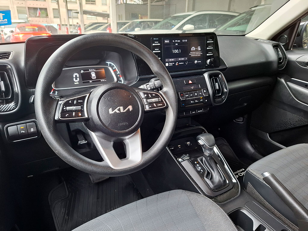 Kia Sonet Ex Ivt 1.5 Aut año 2024