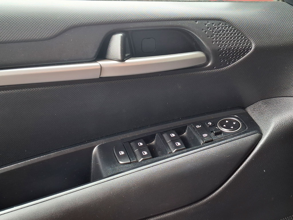 Kia Sonet Ex Ivt 1.5 Aut año 2024