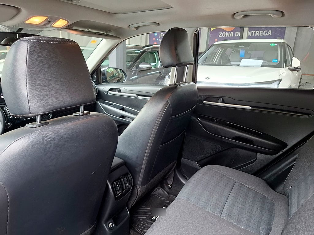 Kia Sonet Ex Ivt 1.5 Aut año 2024