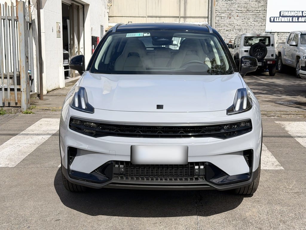 Lynk&Co 06 Halo año 2027