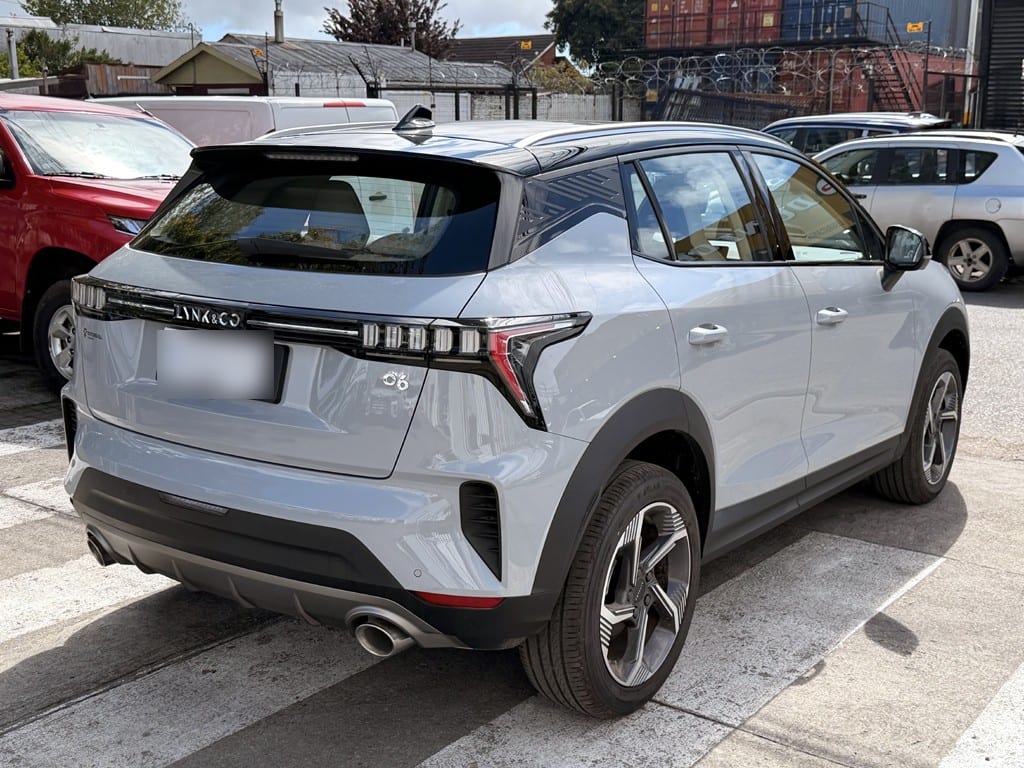 Lynk&Co 06 Halo año 2027