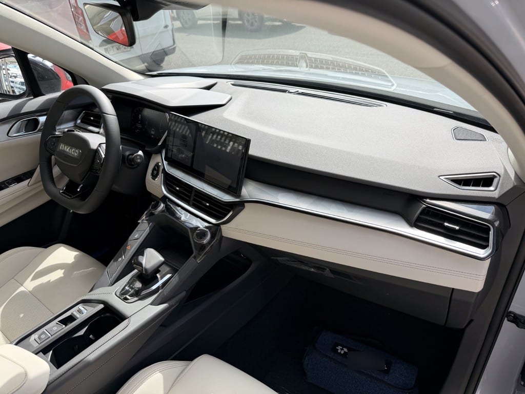 Lynk&Co 06 Halo año 2027